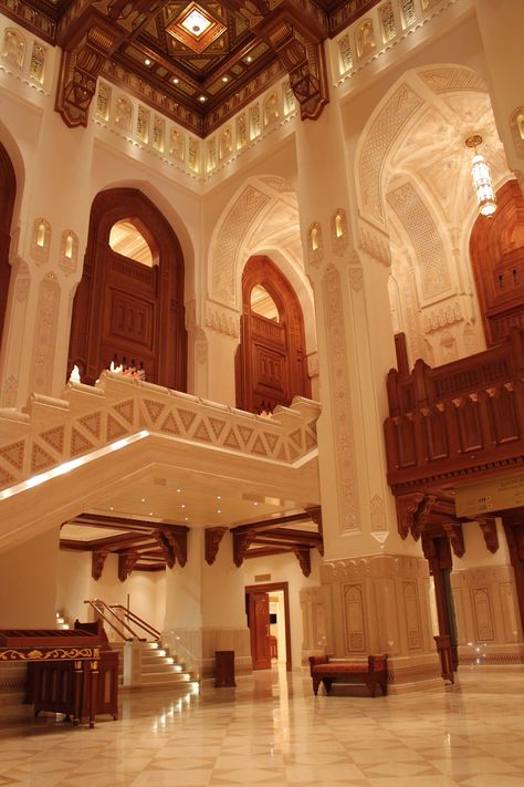 Cultural Architecture, Opera House Muscat, Muscat Oman, Royal Opera House, Luxurious Lifestyle, Moroccan Homes, House Arch Design, Mansion Interior, Elegant Home