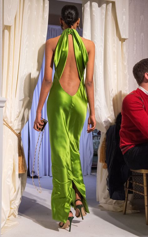 Click product to zoom Halter Silk Gown, Green Outfit Classy, Unique Evening Gowns, Satin Green Dress, Mode Monochrome, Satin Halter Dress, Mode Pop, Brandon Maxwell, Halter Gown