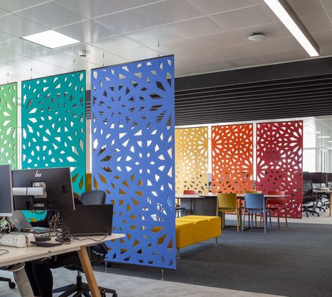 Office Privacy Screen, Office Privacy Ideas, Office Acoustic Panels, Acoustic Panel Design, Office Lights, Office Screens, Office Dividers, Office Wall Design, Modern Office Space