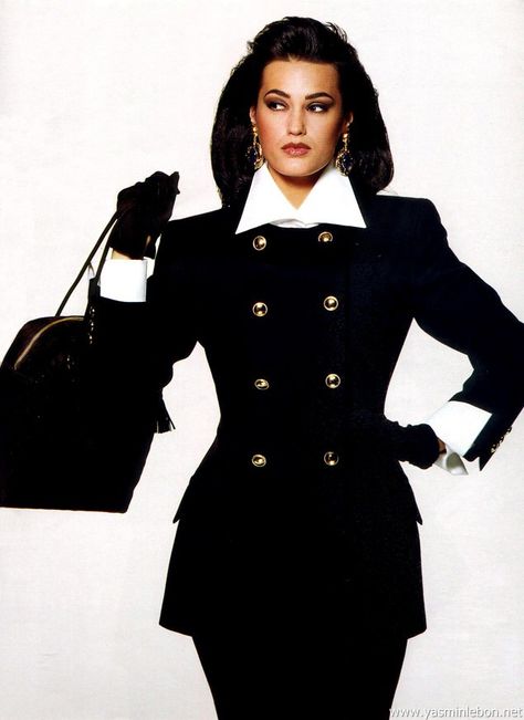 Women's Handbags, Yasmin Le Bon, 90s Runway Fashion, 80s And 90s Fashion, 90s Fashion Outfits, Vintage Couture, Mood Board Fashion, Luxury Vintage, Mode Vintage