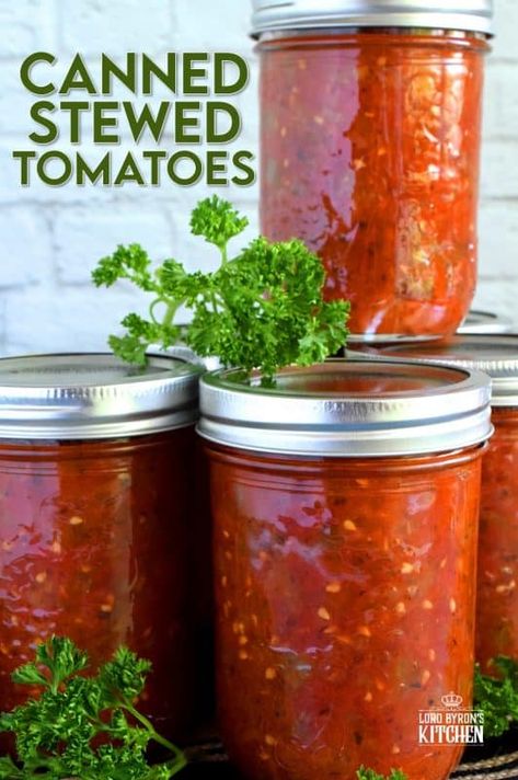 Water Bath Canned Tomatoes, Stewing Tomatoes Canning, Water Bath Stewed Tomatoes, Canning Beefsteak Tomatoes, Canning Stewed Tomatoes Recipes Water Bath, Canning Stewed Tomatoes Water Bath, Stew Tomatoes Recipe, Tomatoes Canning Recipes, Canned Stewed Tomato Recipes