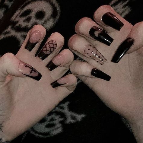 Goth French Tip Nails, Halloween Nails Ideas, Punk Nails, Gothic Nails, Anime Nails, Goth Nails, Edgy Nails, Grunge Nails, Pretty Gel Nails