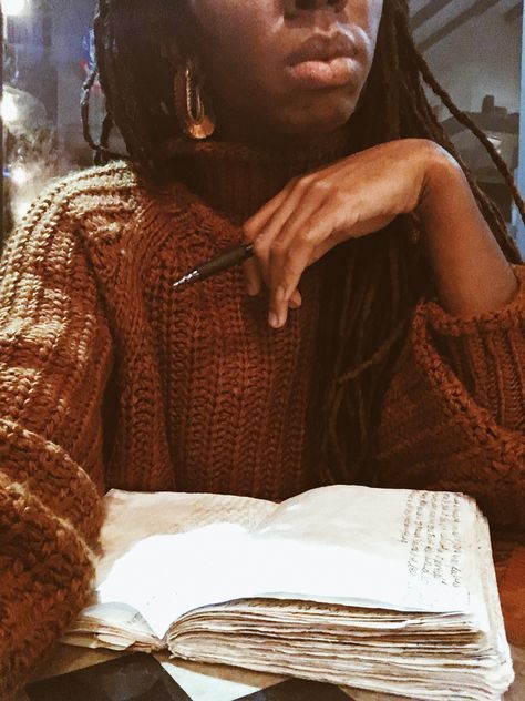 Nature, Canela, Black Female Writer Aesthetic, Black Women And Books, Educated Black Women Aesthetic, Black Woman Journaling Aesthetic, Journaling Black Women, Black Woman Writer Aesthetic, Black Woman Journaling