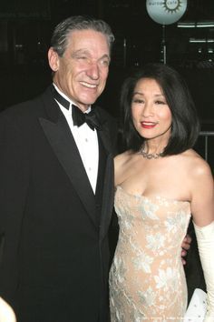 Maury Povich and Connie Chung married in 1984 Connie Chung, Maury Povich, Annette Bening, Famous Couples, Reality Tv Shows, Iconic Women, Famous Celebrities, Game Show, Reality Tv