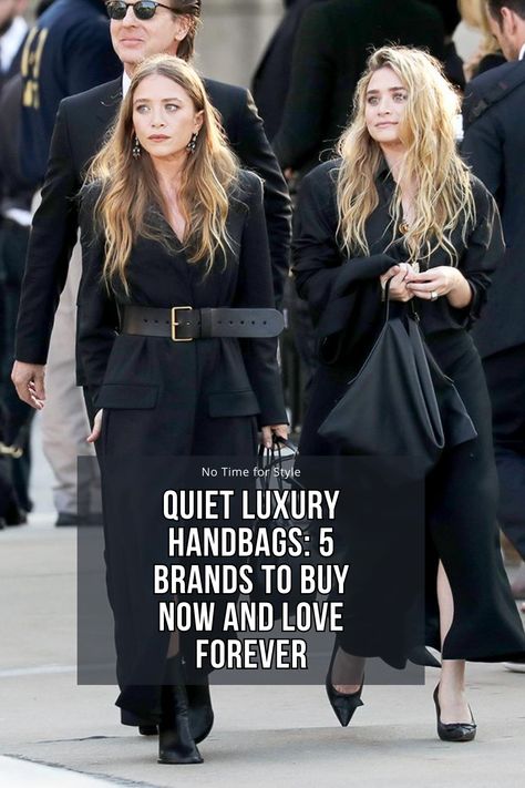 Quiet Luxury Bag, Luxury Outfits Women, Office Bags For Women, Moda Over 40, Trending Handbags, Timeless Handbag, Designer Purses And Handbags, Timeless Bags, Luxury Lifestyle Women