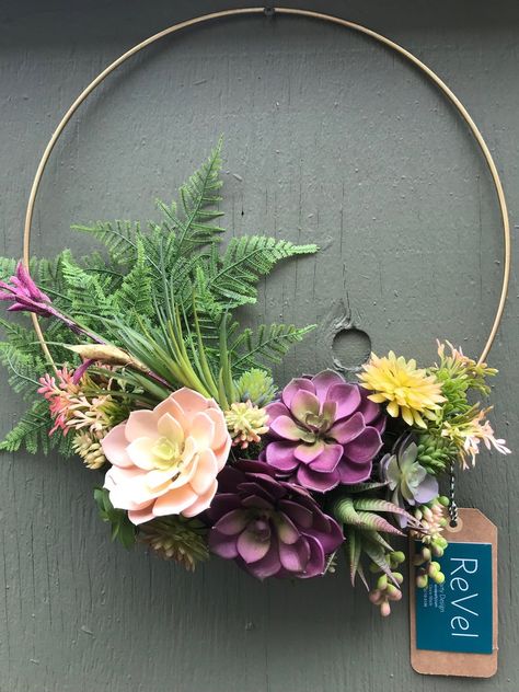 Tela, Succulent Wreaths, Bicycle Sidecar, Floral Hoop Wreath, Ring Wreath, Hanging Wall Planters, Pink Succulent, Modern Wreath, Side Car