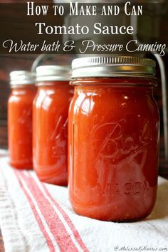 How to make and can homemade tomato sauce safely. You haven't lived until you tasted home canned tomato sauce made with vine ripened tomatoes. Both water bath and pressure canning tutorial! Can Tomato Sauce, Canned Spaghetti Sauce, Pressure Canning Recipes, Home Canning Recipes, Easy Tomato Sauce, Canning Vegetables, Canning Food Preservation, Canned Food Storage, Canning Tips