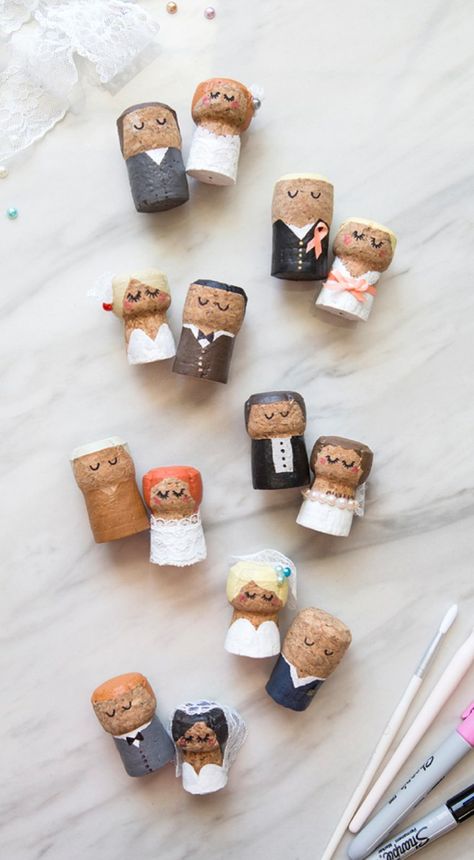 Rustic Wedding Decorations, ميدالية مفاتيح, Cork Wedding, Wine Cork Diy, Wine Cork Art, Cork Projects, Champagne Corks, Cork Diy, Cork Art