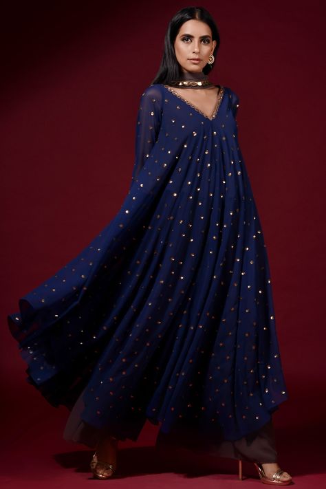 Couture, Vani Vats, Navratri Dress, Desi Wedding Dresses, Blue Kurta, Pakistani Couture, Kurta Set For Women, Kurta Sets, Designer Party Wear Dresses
