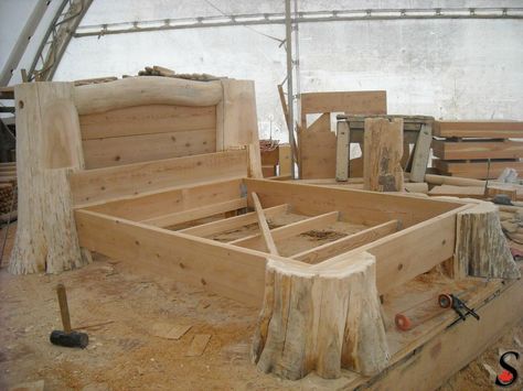 Timber Projects, Timber Bed Frames, Log Projects, Timber Beds, Log Bed, Into The Wood, Log Furniture, Diy Holz, Into The Woods