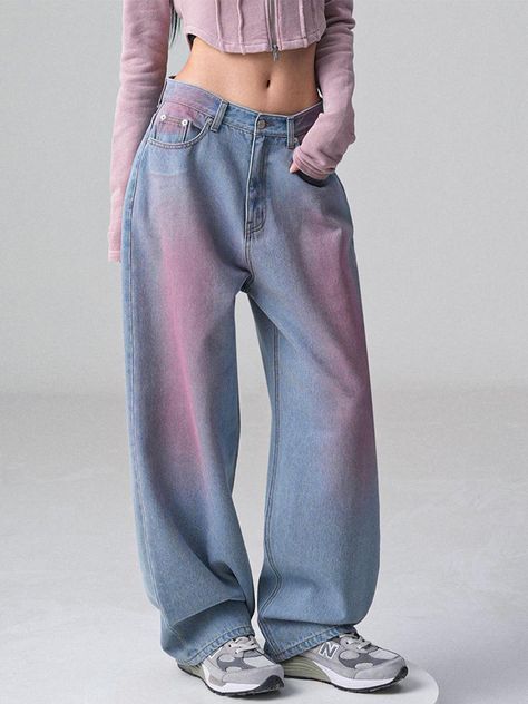 Style With Pink Pants, Cute Jeans With Designs, Pink And Blue Fashion, How To Tailor Pants, How To Style Purple Pants, Current Fashion Trends 2024, Cute Pants Aesthetic, Streetwear Feminine, Kinds Of Pants