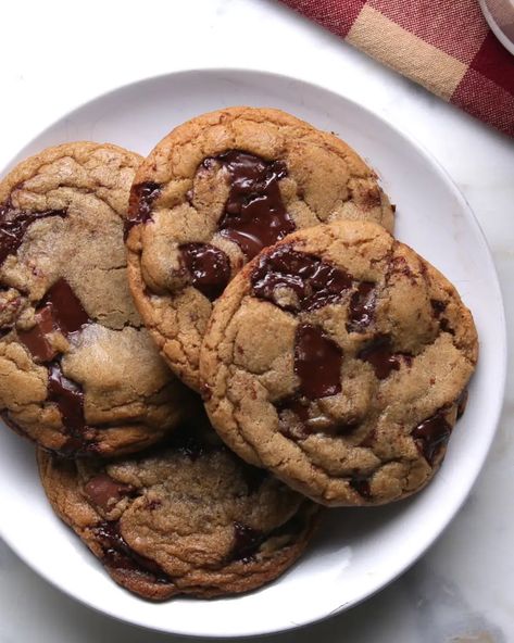 Best Chewy Chocolate Chip Cookies, Tasty Chocolate Chip Cookies, Chewy Chocolate Chip Cookies Recipe, Sour Patch Kids, Chewy Chocolate Chip, Chewy Chocolate Chip Cookies, Chip Cookie Recipe, Food Obsession, Cookies Recipes Chocolate Chip