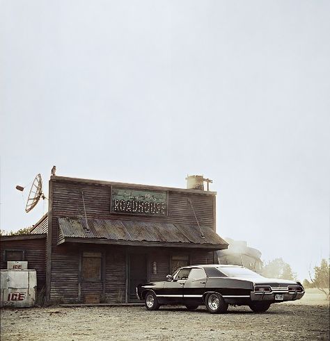 Harvelle's Roadhouse • #SPN #Supernatural Jo Harvelle, Impala 1967, 67 Impala, 1967 Chevrolet Impala, Winchester Supernatural, Supernatural Tv Show, Tv Supernatural, Its A Mans World, Hunting Trip