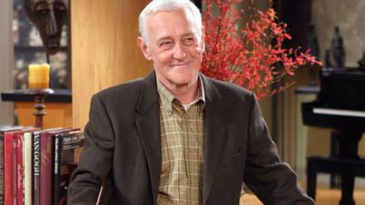 John Mahoney, Frasier Crane, The Flying Nun, Tess Gerritsen, Celebrities Who Died, Hollywood Story, Billy Crystal, Comedy Actors, Celebrity List