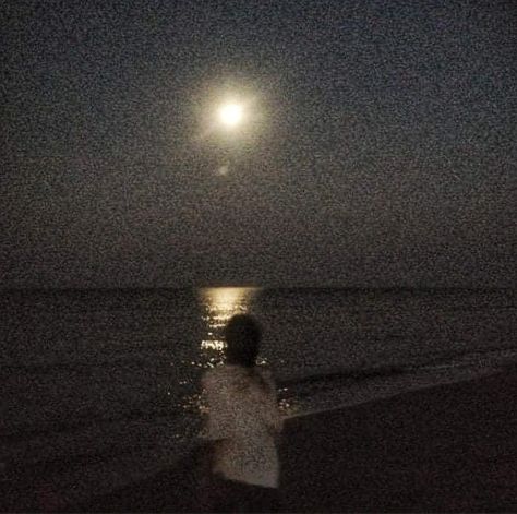 She was like the moon- Part of her always hidden away. Beautiful Pictures Of The Moon, Moon Gazing Aesthetic, Dreamy Moon Aesthetic, Soft Moon Aesthetic, Pretty Like The Moon, Over The Moon Aesthetic, Watching The Moon Aesthetic, Moon Beauty Aesthetic, Looking At The Moon Aesthetic