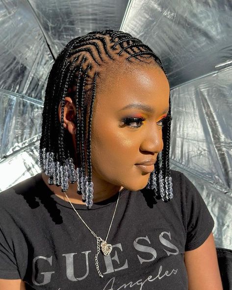 Fishtale Braid Black Women, Pondo Hairstyles For Black Women Short, Latest Hair Braids Styles 2023 Twist, Geometric Braids, Fish Tail Hairstyles, Latest Braid Styles, Weaving Hairstyles, Latest Hair Braids, Cornrow Styles