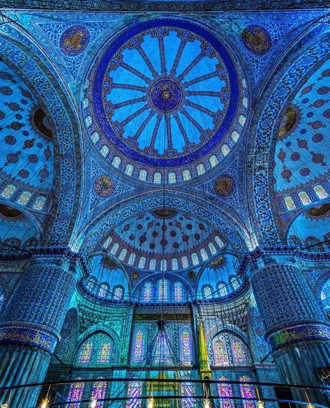 Mosque Architecture, Blue Mosque Turkey, Wazir Khan Mosque, Sultan Ahmed Mosque, Blue Mosque Istanbul, Islamic Life, Istanbul Turkey Photography, Mosque Art, Cute Couple Halloween Costumes