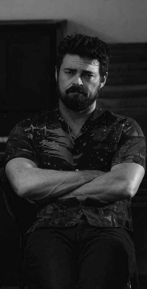 Black and white Billy butcher wallpaper William Butcher Wallpaper, Karl Urban Wallpaper, The Boys Butcher Wallpaper, Billy Butcher Aesthetic, Billy Butcher Wallpaper, Butcher Wallpaper, William Butcher, The Boys Billy Butcher, The Boys Wallpaper