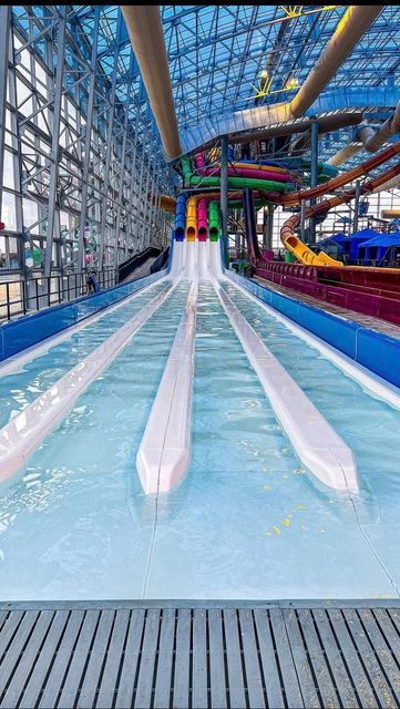 Indoor Water Parks, Cube Project, Indoor Playground Design, Hangout Ideas, Texas Spring, Indoor Water Park, Rey Salomon, Park Birthday, Indoor Outdoor Pool