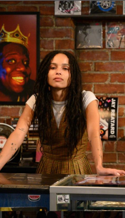 Couture, Rob Brooks Outfits, Zoe Kravitz High Fidelity, Rob Brooks, Zoe Kravitz Style, Zoe Isabella Kravitz, Zoë Kravitz, Lisa Bonet, Zoe Kravitz