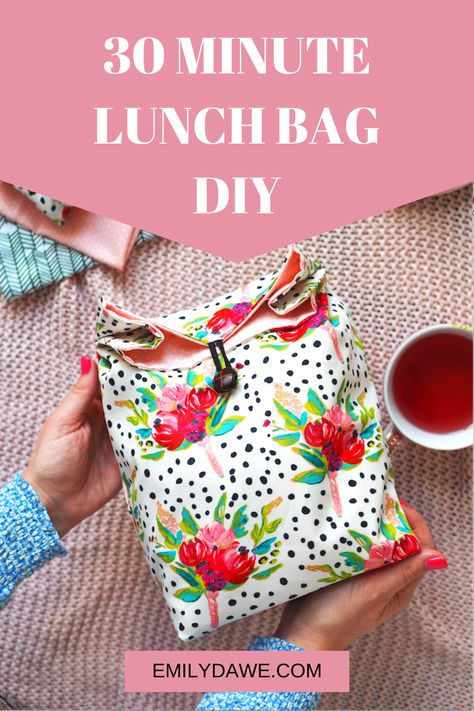 Fabric Lunch Bags Sewing Patterns, Handmade Lunch Bag, Sewing Patterns Fat Quarters, Sewing A Lunch Bag, How To Make A Lunch Bag, Lunch Bag Patterns To Sew, Fabric Lunch Bag Pattern, Easy Lunch Bags To Sew, Lunch Bag Sewing Pattern Free
