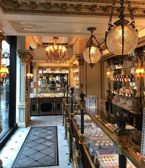 Café Pouchkine, ParisInst @missgracei Patisserie, Tina Motta, Paris Cafe Interior, Tea Room Design, Pub Interior Design, Miniature Cafe, Tea Room Decor, Cafe Exterior, Mums Birthday