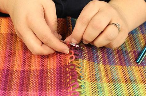 Now you can weave projects wider than your loom, without having to use doubleweave! Weaving Small Projects, Table Loom Weaving Projects, Weaving Rigid Heddle Loom, Weave Projects, Weaving Blanket, Weaving Clothes, Looms Weaving, Rigid Heddle Weaving Projects, Table Loom