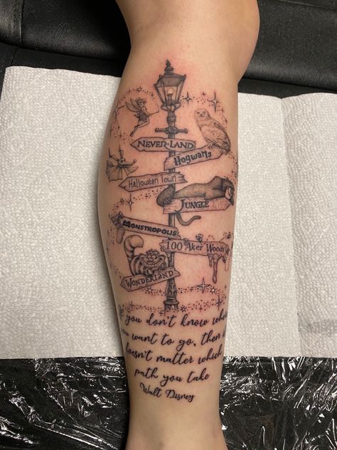 Mad Hatter Tattoo, Harry Potter Tattoo Sleeve, Disney Inspired Tattoos, Fandom Tattoos, Feminine Shoulder Tattoos, Disney Sleeve Tattoos, Cute Matching Tattoos, Bookish Tattoos, Disney Sleeve