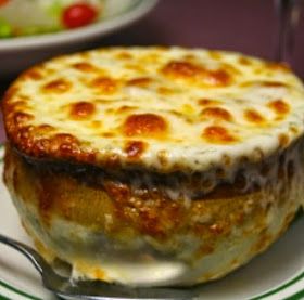 Famous Barr French Onion Soup Recipe, Homemade Onion Soup Mix, Onion Soup Mix Recipe, Best French Onion Soup, French Onion Soup Easy, Classic French Onion Soup, Onion Soup Recipe, Soups Stews Chilis, French Onion Soup Recipe