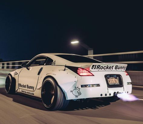 Rocket Bunny Kit, Nissan Z Cars, Rocket Bunny, Jdm Wallpaper, Nissan Z, Nissan 240sx, California Photos, Nissan Cars, Nissan 370z