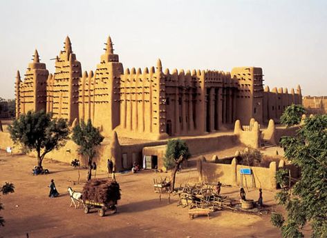 Epic World History: Songhai Empire African History, Historical Architecture, Carter G Woodson, Songhai Empire, African Empires, Empire Architecture, Africa History, Black God, Historic Architecture