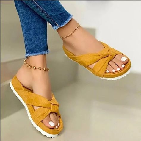 Comfortable Flip Flops, Platform Flats, Comfort Shoes Women, Flat Slipper, Platform Slippers, Casual Slippers, Birkenstock Madrid, Slipper Shoes, Open Toe Sandals