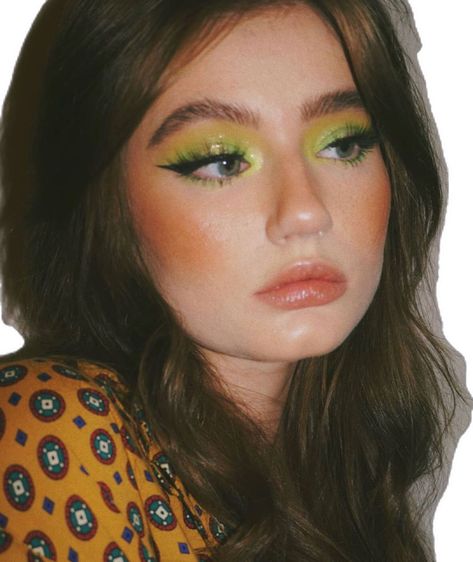 Hippie Makeup, 60s Makeup, 70s Makeup, Jill Scott, Eye Makeup Looks, Ethereal Makeup, Green Makeup, Green Eyeshadow, Creative Eye Makeup