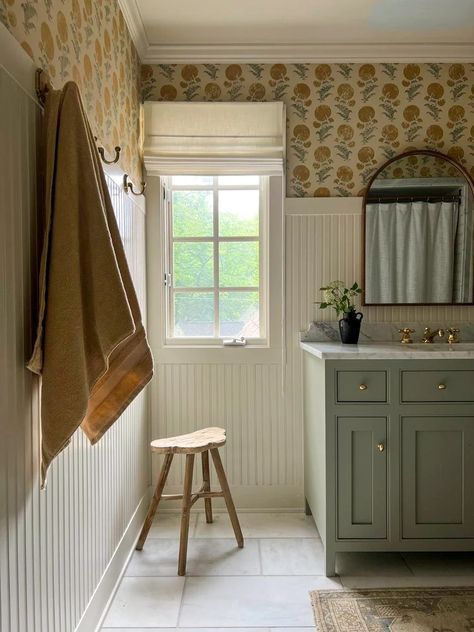 Beadboard Wainscoting Bathroom, Shiplap Bathroom Wallpaper, Panel Bathroom Walls, 1910 Bathroom Design, Toilet Next To Bathtub, Blue Beadboard Bathroom, Urbane Bronze Bathroom, Bathroom With Wainscotting, Bathroom Refresh Ideas