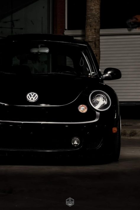 Black Volkswagen Beetle, Volkswagen Beetle Black, Beatles Car, Mini Pickup, Beetle Vw, Bug Beetle, Bug Car, Volkswagen New Beetle, Beetle Car