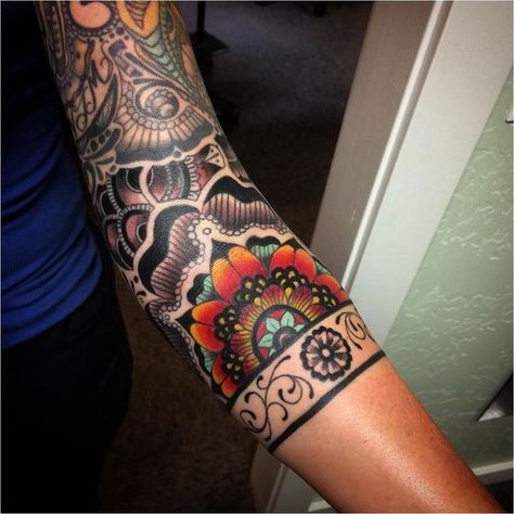 Tattoo Inspiration, Bird Tattoos, Paisley Tattoo Sleeve, Paisley Tattoo Design, Paisley Tattoos, Paisley Tattoo, Tattoo Trend, Pretty Butterfly, Inspiration Tattoos