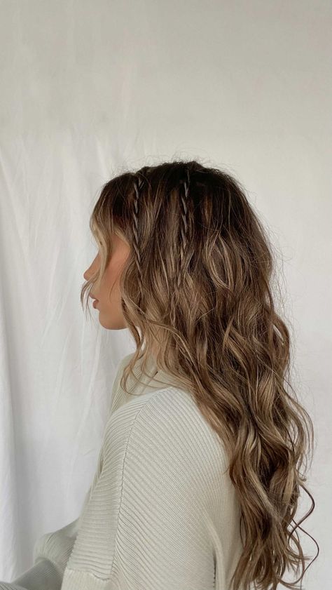 Loose Curls Medium Length Hair, Hairstyles With Curled Hair, Hair Down With Braid, Easy Curled Hairstyles, Wavy Hair With Braid, Kirsten Zellers, Curled Hair With Braid, Curled Prom Hair, Curls For Medium Length Hair