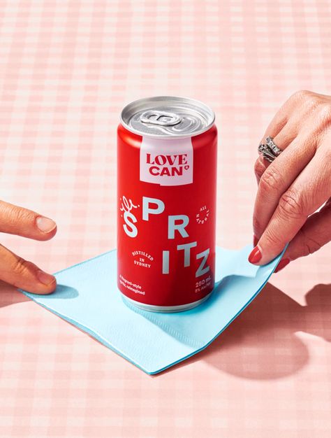 Love Can — Marx Design Ltd Clever Packaging, Soda Brands, Drinks Brands, Motion Design Video, Email Branding, Fun Shots, Bottle Packaging, Sustainable Packaging, Branding Photoshoot