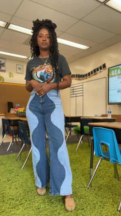 70s Inspired Outfits Black Women, Spring Teacher Outfits 2023, Teacher Outfits Black Women, Black Teacher Outfits, Trendy Teacher Outfits, Cool Teacher Outfits, 70s Outfits Black Women, 80s Fashion Black Women, Vintage Jeans Outfit