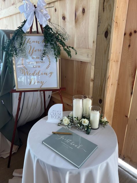 Welcoming Table Wedding Entrance, Wedding Guest Book Tables, Wedding Guest Entry Table, Wedding Guestbook Table Ideas, Wedding Welcome Table Ideas Entrance, Card And Guest Book Table Wedding, Wedding Front Table Decor, Guest Book Table For Wedding Decorations, Gift Table Decor Wedding