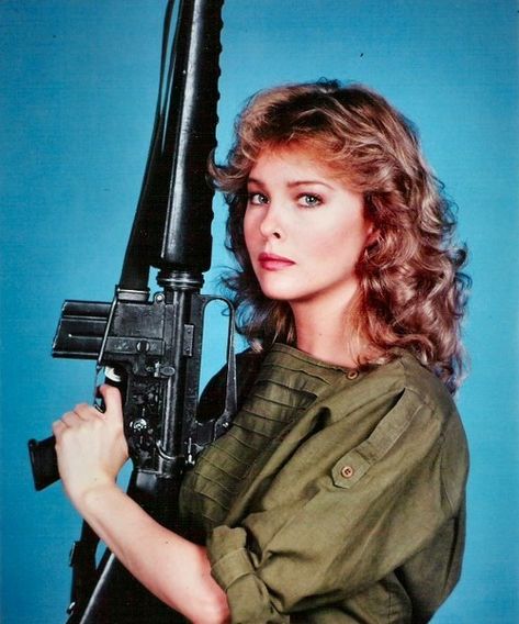 Charlie Milk Gums - laurapalmerwalkswithme: Faye Grant in “V” V Pictures, Faye Grant, Jane Badler, V Tv Show, 80s Tv Series, Dr Julie, Love Tv Series, Retro Scifi, Sci Fi Tv Series