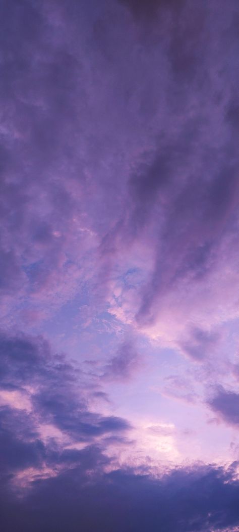 Black And Purple Wallpaper, Purple Aesthetic Background, Purple Wallpaper Phone, Zestaw Ikon, Violet Aesthetic, Purple Vibe, Cotton Candy Sky, Lavender Aesthetic, Simple Phone Wallpapers