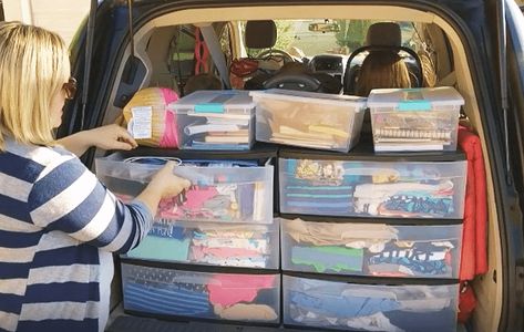 Organisation, Packing A Car For A Road Trip, Packing The Car For A Road Trip, Roadtrip Organization Hacks, How To Pack A Car For A Road Trip, Car Vacation Road Trip Hacks, Roadtrip Packing Hacks, Car Organization For Road Trips, Car Organization Ideas For Road Trips