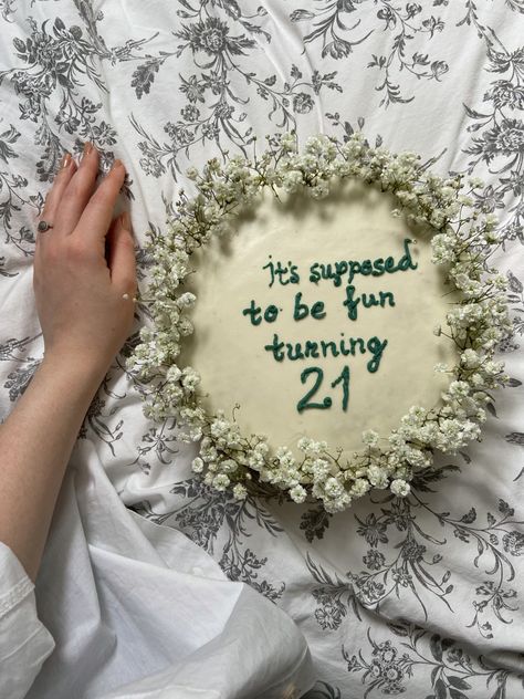 birthday cake, Taylor Swift Pastel, 21st Birthday Cake Taylor Swift, Taylor Swift 21st Birthday Cake, Taylor Swift Cakes Birthday, Birthday Cake Taylor Swift, Swiftie Cake, Taylor Swift Inspired Cake, Taylor Swift Cakes, Cake Taylor Swift