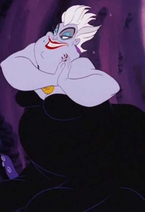 In The little mermaid (1989) there is a character called Ursula. This is a reference to the villain in the movie The little mermaid which is called Ursula. She also had a fat ass. Greece Countryhumans, Ursula Disney, King Triton, Evil Disney, Disney Wiki, Film Disney, Disney Images, Disney Villians, Sea Witch