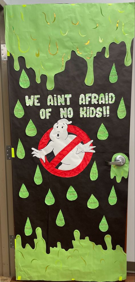 Room Mom Ideas Classroom Halloween, Class Door Fall Decor, Cardboard Classroom Ideas, September Door Decorations Daycare, Halloween Ghost Bulletin Board, Halloween Window Decorations Classroom, Fall Decorated Classroom Doors, Fall Door Decorations Preschool, Funny Door Decorations Classroom