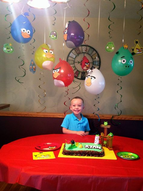 Angry Birds Birthday Theme, Angry Bird Party Ideas, Angry Birds Theme Birthday Party, Angry Birds Decorations, Angry Birds Party Ideas, Angry Bird Birthday Party, Angry Birds Cake Birthdays, Angry Bird Party, Angry Birds Birthday Party Ideas