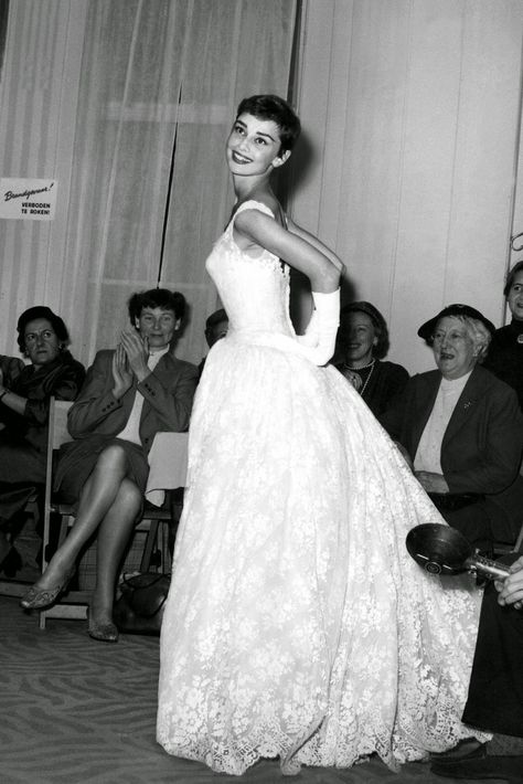 Audrey Hepburn as a model and photographed during a fashion show at Gerzon (female department store in the famous Kalverstraat street), in Amsterdam (Netherlands), on November 02, 1954. Audrey Hepburn, Givenchy