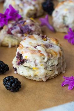 Earl Grey Blackberry Scones with Lemon Glaze Scottish Baked Goods, Earl Grey Blackberry Scones, Early Grey Scones, Spring Scones Recipe, Earl Grey Lavender Scones, Earl Grey Tea Cake Recipe, Tea Baking Recipes, Earl Grey Scones Recipe, Earl Gray Scones