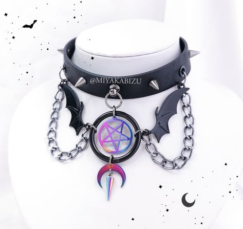 Pastel Goth Accessories, Emo Choker, Bat Choker, Pastel Goth Choker, Witchy Grunge, Creepy Clothes, Spike Collar, Punk Kawaii, Emo Accessories